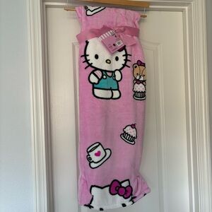 PINK Hello Kitty and Tiny Chum Throw Blanket